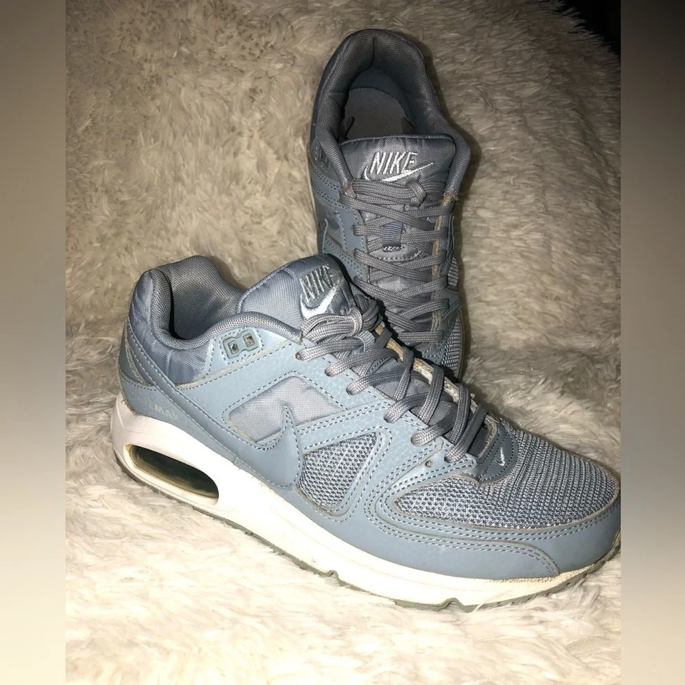 Nike Womens Air Max Command Blue Gray Lace Up Running Shoes size 8